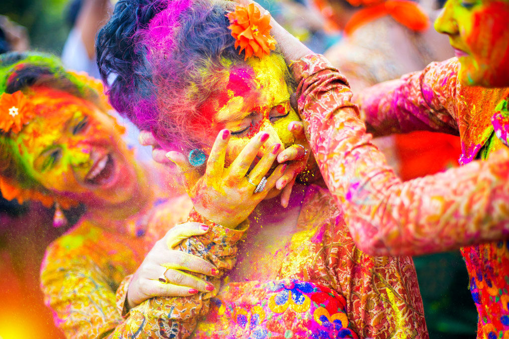 How to Celebrate Holi Holi Kaise Manaye Trendslr
