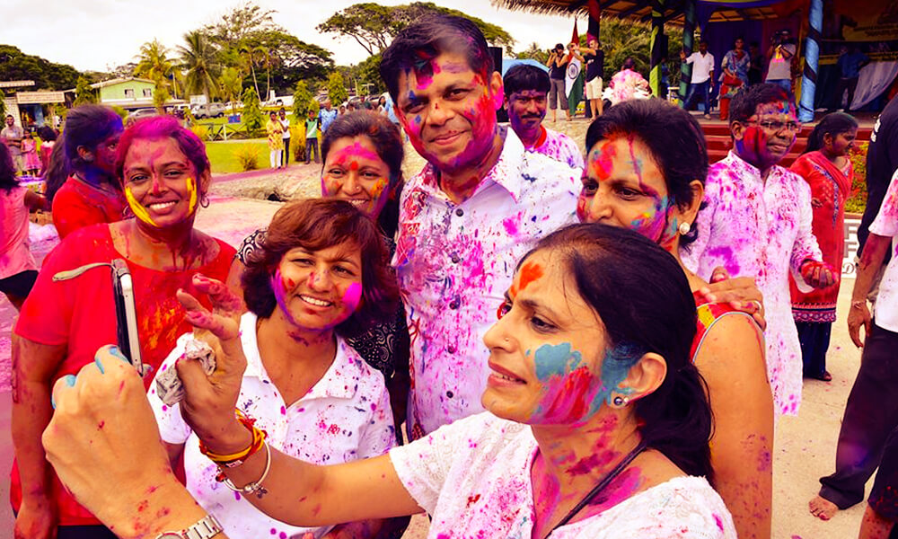 Latest Holi Pictures