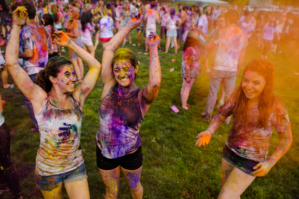 colorful girls on holi 2019 images